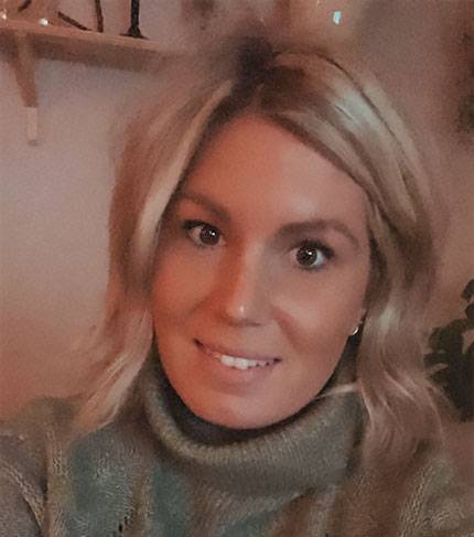 Desirree Dalberg som jobbar på Hemtjänsten i Åmotfors 